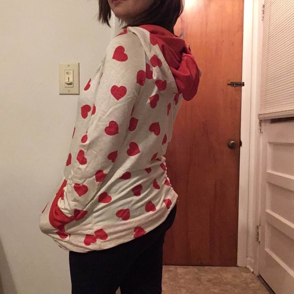 * New Hearts Hoodie - Picture 9 of 12